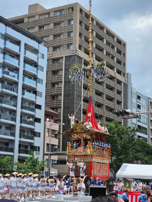 gion3